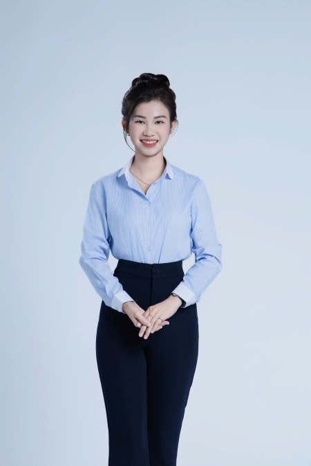 Ms Hoàng Anh