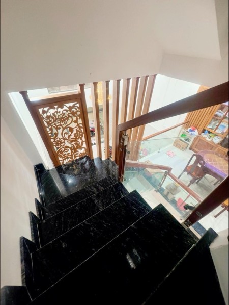 Đi đến slide 8