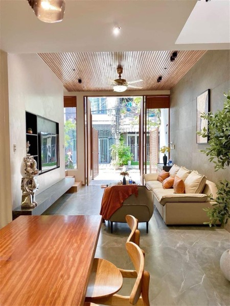 Bán nhà mặt tiền Năm Châu, phường 11 Tân Bình, (6,2*18), 120m2