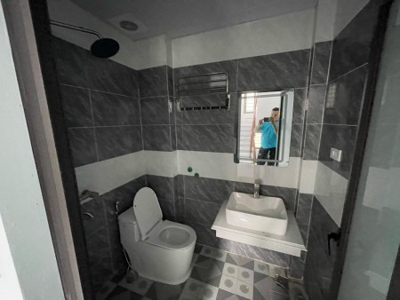 SIÊU HIẾM PHÚ LA - Ô TÔ ĐỖ CỬA - KD NHỎ - GẦN TRỤC ĐƯỜNG LỚN - 41.7M - NHỈNH 6 TỶ
