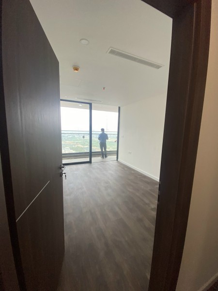 Cho thuê căn hộ tại Sunshine Golden River, đồ cơ bản đến Full đồ, giá thuê từ 18tr/ tháng