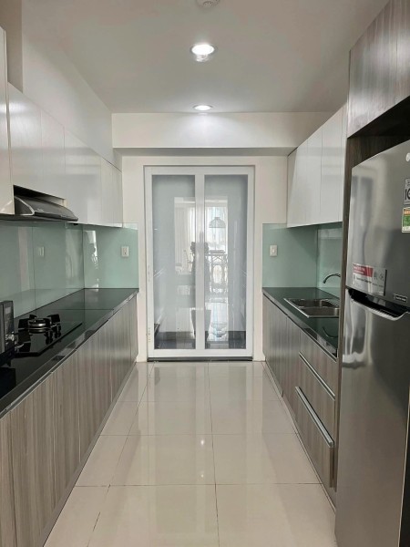 Chung cư Hoa Sen, Lạc Long Quân, Q11: 105m2, 3p ngủ, 2wc, Nội thất, 15tr