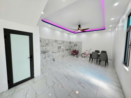 Bán nhà 2 tầng mới xây thị trấn Quang Minh, Mê Linh 65.2m2 giá 3.1 Tỷ