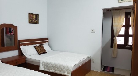 TL18 Bán khách sạn mặt tiền đường Mê Linh gần biển và chợ Xóm Mới