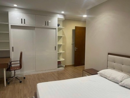 Chung cư Tân Phước Plaza, 153 Lí Thường Kiệt, Q11: 105m2, 3p ngủ, 15tr