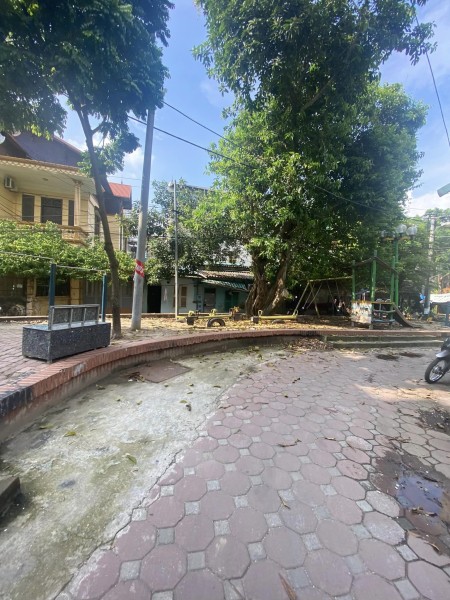 NHÀ 5 TẦNG CỰC CHẤT, TÂN MAI, Ô TÔ ĐẬU SÁT NHÀ, CĂN GÓC 2 MẶT THOÁNG, GIÁ 5,8 TỶ