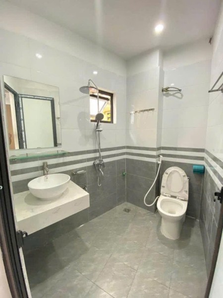SIÊU PHẨM VĂN TIẾN DŨNG 4,5 TỶ THIẾT KẾ ĐẸP 5 TẦNG x 32M2