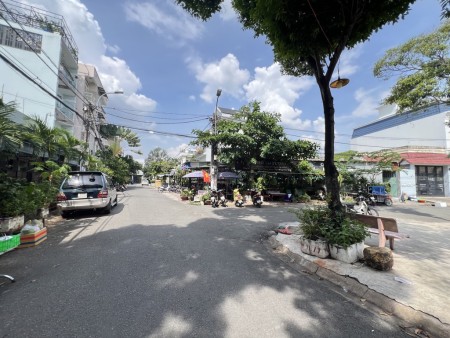 BÁN NHÀ 3 TẦNG, HẺM 8M THÔNG, ĐỐI DIỆN C. VIÊN, SÁT CHỢ LINH TRUNG, 5,1 X 17; CHỈ 10 TỶ.