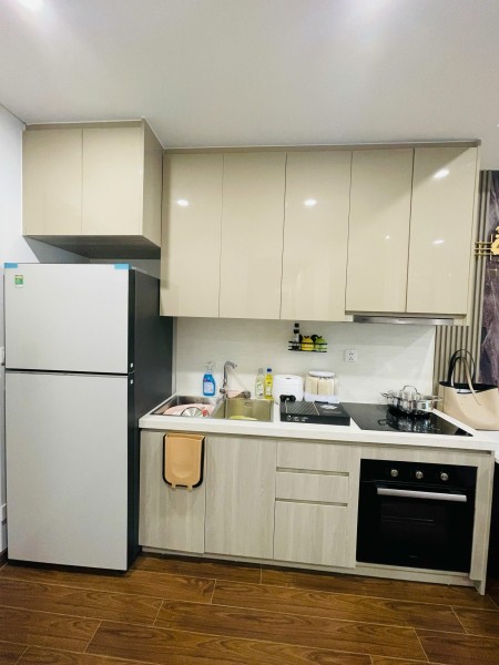Chị gái em cần bán gấp căn Studio 30m2 toà D Masteri Vinhomes Smartcity