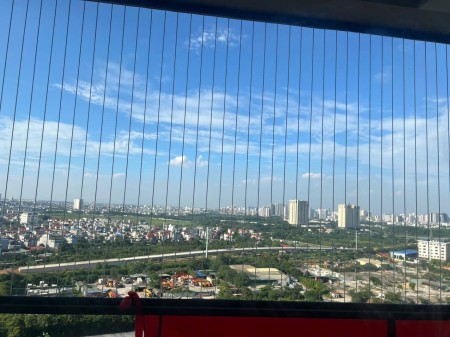 Chủ nhà gửi bán căn 2N1VS toà S102 Saphire Vinhomes Smartcity view thoáng hướng Mỹ Đình