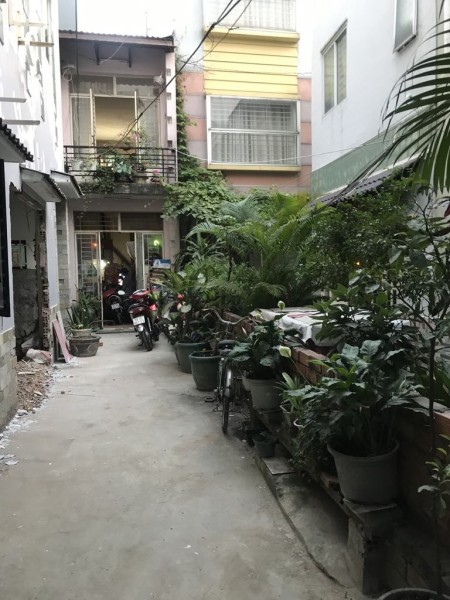  KHU VIP PHÚ NHUẬN - HXH ĐỖ CỬA - 33M2 - 2 Lầu - ĐOÀN THỊ ĐIỂM .