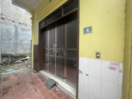 BÁN NHÀ CỔ NHUẾ 2, HIẾM CÓ, KHÓ TÌM, 48.4m2 tầng 1, 52m2 tầng 2, mặt tiền 4.7m, Nhỉnh 5 tỷ.