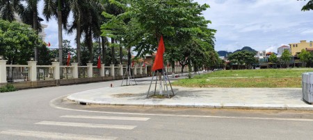 Đi đến slide 8