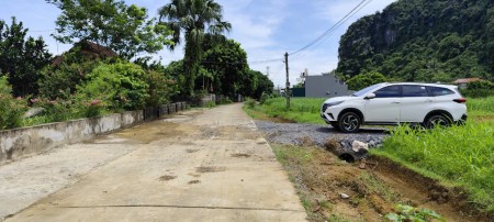 Bán đất liền kề gần TT Hàng Trạm giá 195trieu/lô 110m đường 6m cách QL12B chỉ 300m bao sổ hồng