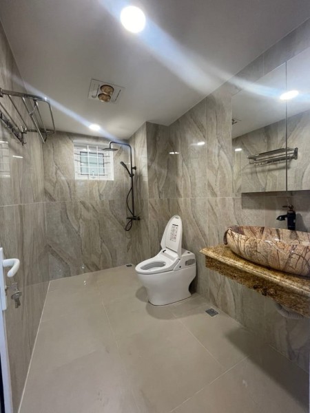 Cần bán căn hộ chung cư CT ở KĐT Định Công, 80m2, gần siêu thị, trường học, bệnh viện bưu điện