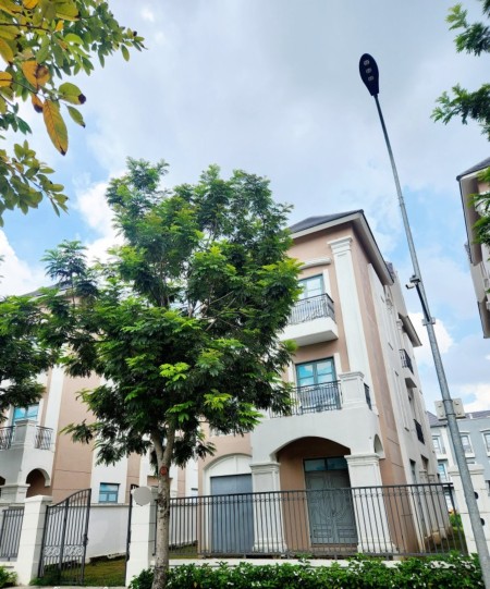 Đi đến slide 4