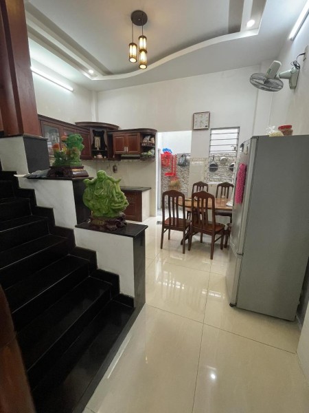 Tân phú nhà 3 tầng, hẻm 8m thông, khu dân trí, nhà mới ở ngay
