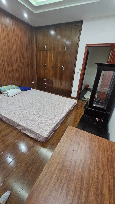 BÁN NHÀ HOÀNG HOA THÁM - GẦN LĂNG BÁC - VỊ TRÍ HỢP LÝ - CHỈ CẦN XÁCH VALI VỀ Ở LUÔN
