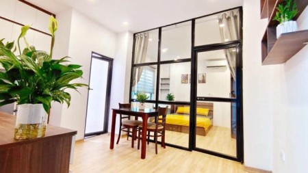Toà CCMN Trung Tâm Cầu Giấy - Cách Mặt Phố 30M - 2 Thoáng Trước Sau - Mặt Tiền Rộng Thoáng