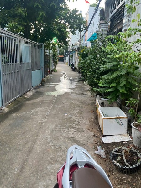 Bán lô đất đẹp HXH ngay BV Lê Văn Thịnh Quận 2 95m² mà chỉ nhỉnh 5 tỷ.