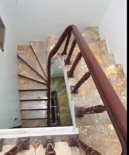 BÁN NHÀ TRUNG TÂM CẦU GIẤY - GẦN PHỐ - DOANH THU 500 TRIỆU/ NĂM - CHỦ CẦN BÁN GẤP- THÍCH LÀ CHỐT