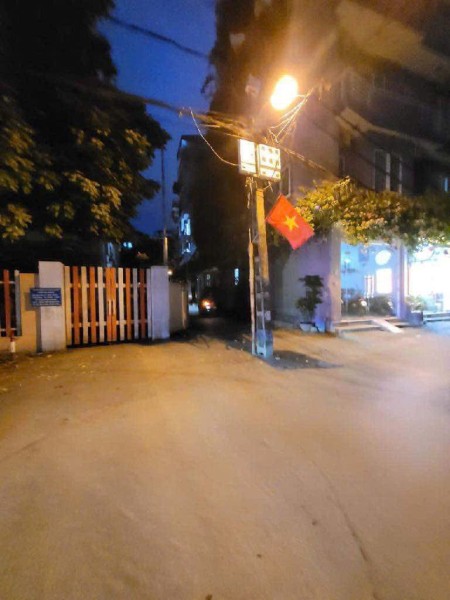 TIN HÓT!!! Bán nhà Ở 38m2 x 4 tầng, ngõ Phùng Khoang, Chỉ nhỉnh 6 tỷ