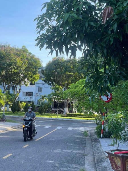 Mặt tiền Mỹ An gần view sông giá hơn 5 tỷ