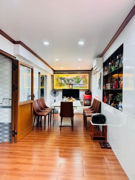 Siêu víp full nội thất xịn sò. Bán chung cư CT2A Lê Đức thọ Mỹ đình