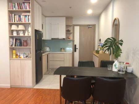 Bán nhanh 2PN1WC full đồ 55m I5 sát nhà gửi xe 3.580 tỷ TV Vinhomes Smart City