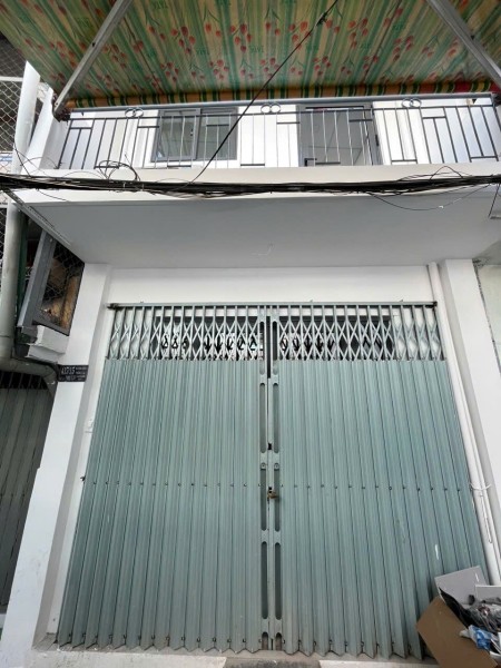 Cho thuê nhà nguyên căn ,417/..... An Dương Vương, diện tích 3,4 x 9m, 1 trệt, 1 lầu, 2PN, 1WC