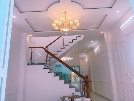 Thương 0799599986 Chính chủ bán nhà Lê Văn Sỹ 63m2/ 825 Triệu ngay chợ Nguyễn Văn Trỗi, SHR