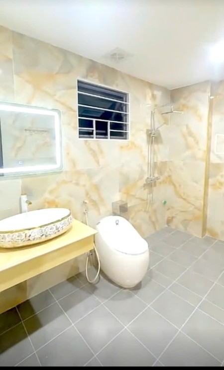 Đi đến slide 6