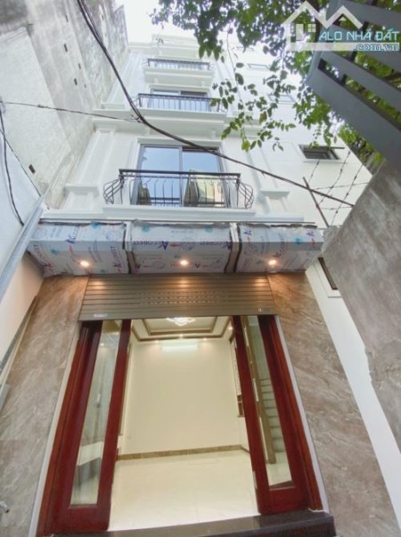 Đi đến slide 4