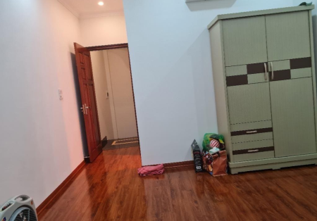 Nhà đẹp ba bước ra phố Ngô Gia Tự cần bán 36m2 giá 4,5 tỷ.