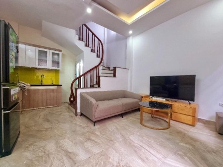 NHÀ ĐẸP - 5 TẦNG - 5.5 tỷ - Ở NGAY - GẦN Ô TÔ