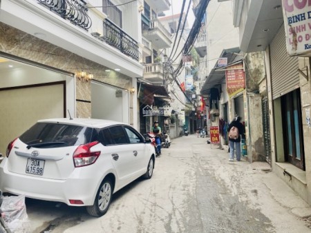 Bán Nhà Đường Hoàng Mai, 5 Tầng, Ôtô đỗ cửa, Ngõ Vừa Thông Vừa Thoáng