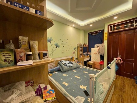 Bán nhà 36m2 giá rẻ Khu Giáp Bát.