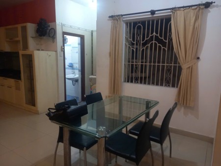 Chung cư Miếu Nổi 5 tầng( thang bộ), P3, Bình Thạnh: 80m2, 3p, 2wc, 10tr, NT