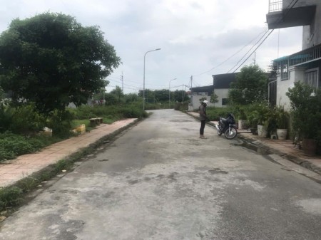 CHÍNH CHỦ CẦN BÁN NHÀ 2 TẦNG TẠI KHU ĐẤT DỊCH VỤ X2, SONG PHƯƠNG, HOÀI ĐỨC.