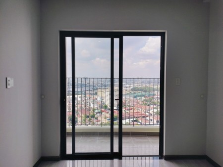 Bán gấp căn hộ Bcons Polygon giá hợp đồng 2.050 tỷ và bao chi phí sang tên