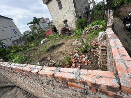 61M2 ĐẤT ️ MẶT TIỀN Ô TÔ 7 CHỖ ĐỖ CỬA XÃ ĐÔNG DƯ