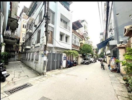VIP CẦU GIẤY - SÁT TÂY HỒ - PHỐ LẠC LONG QUÂN- MẶT NGÕ Ô TÔ TRÁNH NHAU - NGÕ THOÁNG THÔNG TỨ TUNG