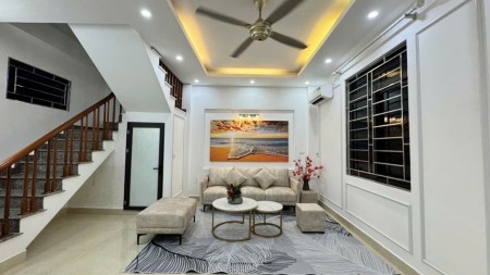 4, 85 tỷ có Nhà 4 Tầng Full Nội Thất tại ngõ 81 Đông Ngạc!