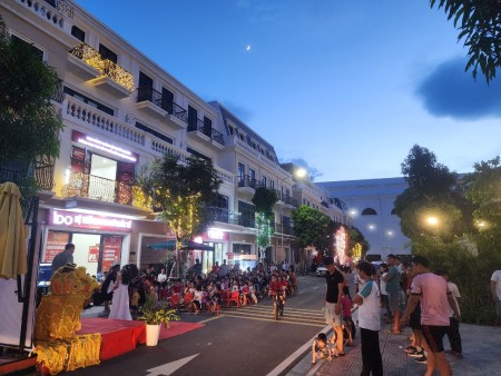 Đi đến slide 2