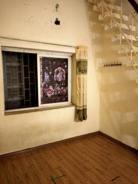 Cho thuê nhà riêng giá rẻ Quận trung tâm phố Lê Duẩn Khâm Thiên Hà Nội