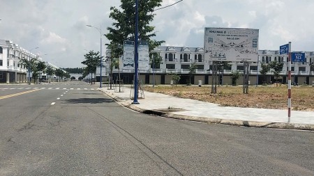 Đi đến slide 4