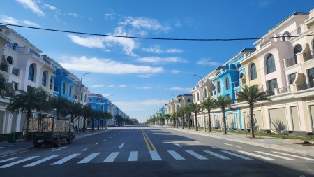 Nhà phố liền kề ven biển tại Lacelia City Quảng Bình
