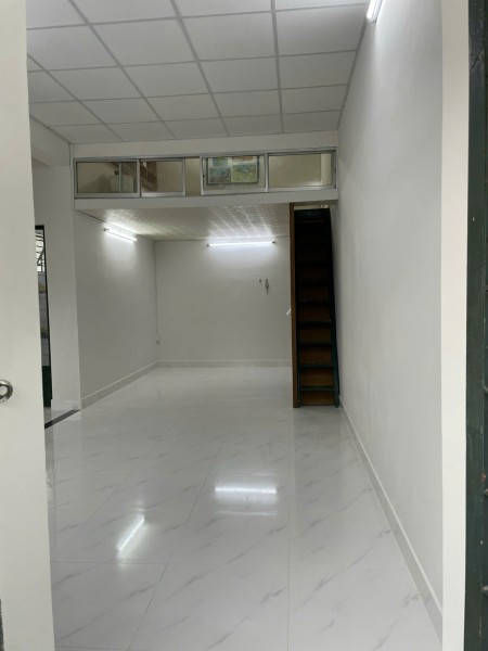 Chung Cư Miếu Nổi (thang bộ) P3, Bình Thanh: 80m2, 3pn, 2wc, 10tr