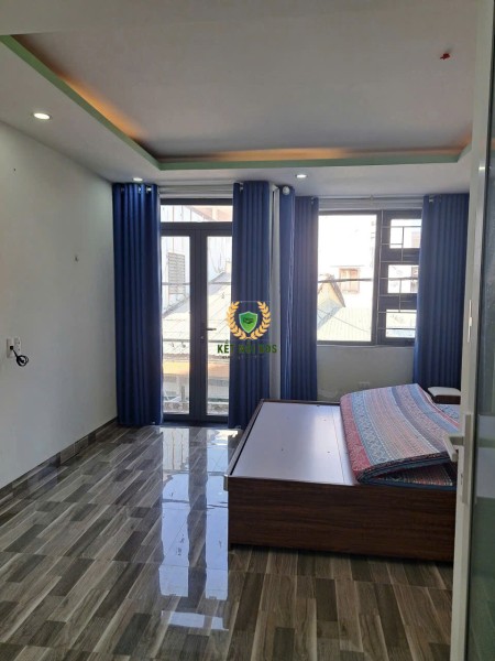 Đi đến slide 4