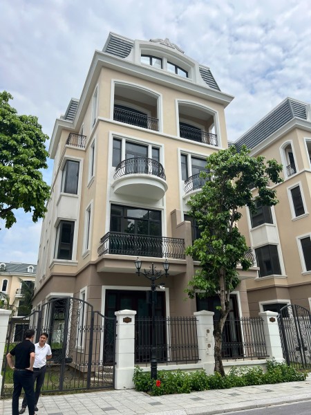 Bán gấp biệt thự Song Lập khu Ngọc Trai VIP nhất Vinhomes Ocean Park 2 giá 32 tỷ